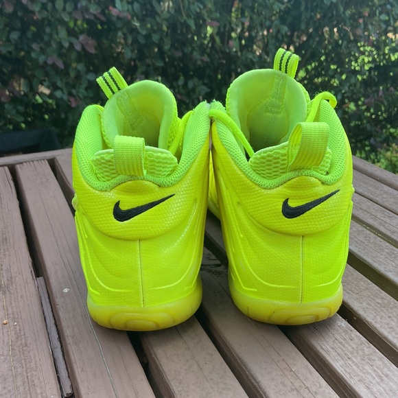 Nike Air Foamposite Pro Volt Women’s Size 7Y Big Kid Sneakers (2014) - Picture 7 of 12